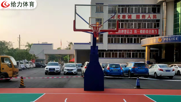 桂林可移動籃球架廠家